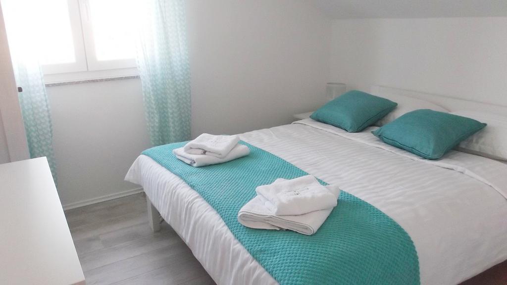 Apartments Horvat Vodice Bilik gambar