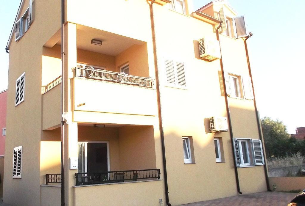 Apartments Horvat Vodice Luaran gambar